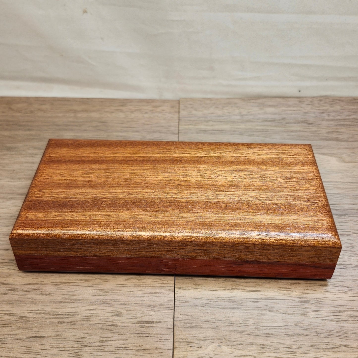 2 Tone Puffco Pivot Box